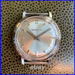 1966 Bulova Accutron 214 Silver Dial Mint Cosmetically for PARTS / REPAIR