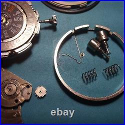 1974 Seiko 6139-7070 Automatic Chronograph watch for parts or repair