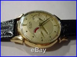 50s VINTAGE LECOULTRE FUTUREMATIC WATCH COMPLETE NOT RUNNING. PART OR REPAIR. NR