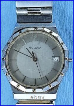 A31 mens Vintage Bulova Royal Oak Style Quartz Parts Repair Old watch lot