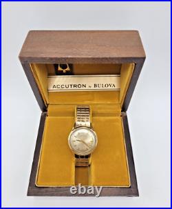 Bulova Accutron 214 with Box for PARTS / REPAIR Bulova Accutron 214 with Box for PARTS / REPAIR