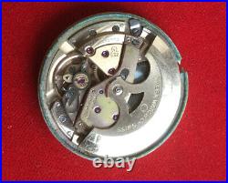Fine Early Gents Omega 552 Cal Watch Movement Spares Or Repair