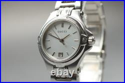Gucci 9040L Silver Dial Quartz 26mm Swiss Ladies Watch For Parts for Repair