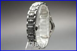 Gucci 9040L Silver Dial Quartz 26mm Swiss Ladies Watch For Parts for Repair