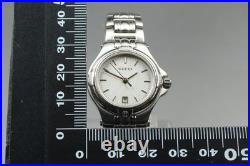 Gucci 9040L Silver Dial Quartz 26mm Swiss Ladies Watch For Parts for Repair