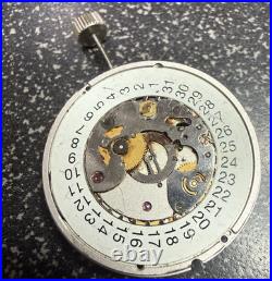 IWC cal 32110 automatic watch MOVEMENT Not Working, For Parts Repair Project