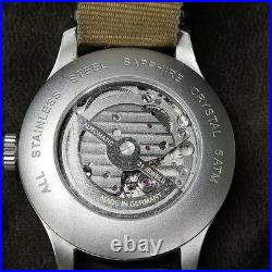 LACO Quartz Watch 39mm Broken Crystal Glass Parts Repair Junk 26cm Strap MS254