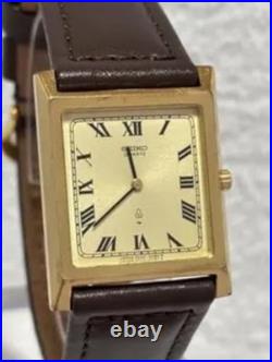 Lot of 16 Mixed Men's & Women's Junk Wrist Watches Untested For Parts or Repair Lot of 16 Mixed Men's & Women's Junk Wrist Watches Untested For Parts or Repair