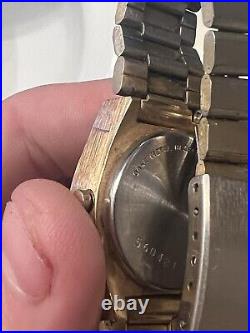 Mens Vintage Watch Lot Seiko, Digital Quartzmatic, Timex, Etc For Parts/ Repair