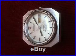 Omega constellation chronometer electronic f300Hz for parts/repairs