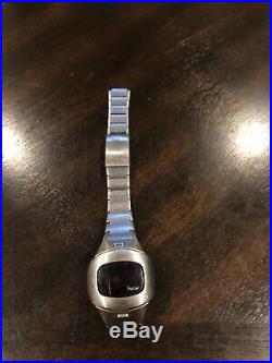 Pulsar led p4 wristwatch as is for parts or repair stainless steel case 37x45mm