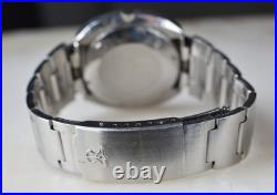 REVUE THOMMEN ref. S7723B MEN wristwatch S77/28 with bracelet for parts or repair