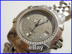 Rare! VIntage Tag Heuer 1500 Men's Watch 959.713G Gray Dial for Parts or Repair