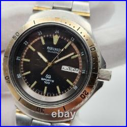 Seiko SQ Sports 100 Mens Vintage Two-Tone Quartz Watch 8123-6040 PARTS/ REPAIR Seiko SQ Sports 100 Mens Vintage Two-Tone Quartz Watch 8123-6040 PARTS/ REPAIR