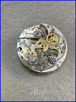 Universal Geneve Chronograph TriCompax Movement Cal 285 Running For Parts Repair