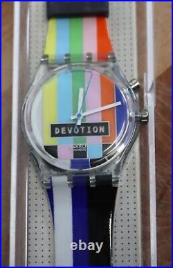 VINTAGE 1985 SWATCH WATCH DEVOTION GN900 with CASE WATCH FOR PARTS/REPAIR GN-900