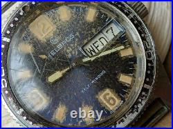 Vintage 1970s Helbros Day-Date German Diver Watch withWarm Patina FOR PARTS/REPAIR