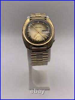 Vintage 1972 N2 Bulova Accutron Date Men's Watch HGE Bezel, Parts Or Repair