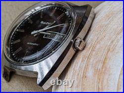 Vintage 1977 Bulova Day-Date Watch withBrowning Dial, Runs Strong FOR PARTS/REPAIR