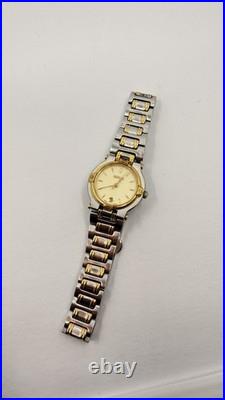 Vintage Gucci 9000L Two Tone Swiss Quartz Watch Ladies Parts/Repair No Battery