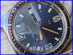 Vintage Helbros Day-Date Diver Watch withElgin AS 1914, Keeps Time FOR PARTS/REPAIR