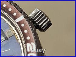 Vintage Helbros Day-Date Diver Watch withElgin AS 1914, Keeps Time FOR PARTS/REPAIR