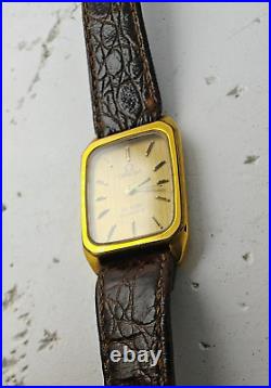 Vintage OMEGA De Ville Quartz Ladies Watch Cal. 1387 For Parts or Repair
