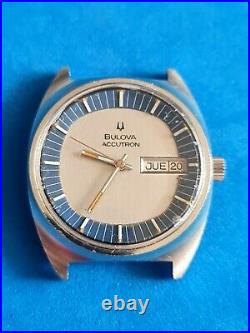Vintage Original Bulova ACUTRON watch, 2182F, For Repair Doesn't Work