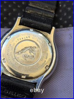 Vintage Seiko Quartz men's diver 200 For Parts Or Repair Non Working Untested J5