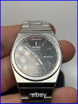 Vintage Seiko SQ Alarm Quartz Day Date 7223-6019 Stainless Watch- PARTS REPAIR