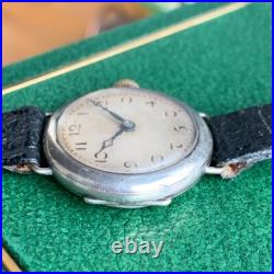Vintage Tavannes Trench Style Wristwatch 15 Jewels Runs for PARTS / REPAIR