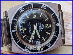 Vintage Tiara Aqua-Guard 660 Diver Watch withPatina, Runs Strong FOR PARTS/REPAIR