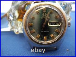 Vintage Titus Matic Day-Date Watch withFHF 909 Mvmt, GREEN DIAL, FOR PARTS/REPAIR