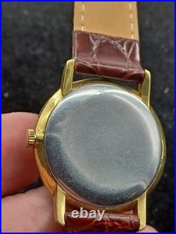 Vintage Universal Mechanical Watch For Repair/Parts