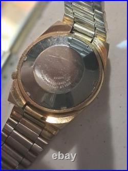 Vintage Watch Lot 9 pcs Timex Seiko Gubelin Lorus Carriage For Parts Repair