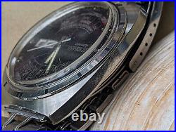 Vintage Wittnauer 2000 Dress Watch withPatina, Orig Band, Runs FOR PARTS/REPAIR