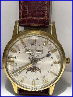 Vintage Zodiac Moon phase Triple Date Men's Wristwatch Automatic Parts or Repair