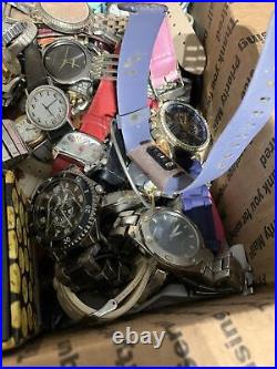 Watch Lot of 100 Watches For Parts Or Repair Some Need Batteries