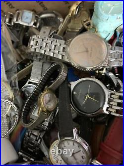 Watch Lot of 100 Watches For Parts Or Repair Some Need Batteries