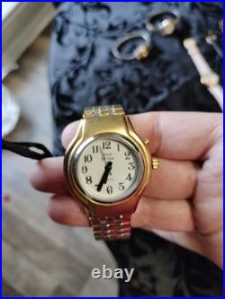 Watches for parts or repair, Ten Total