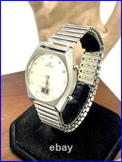 Zenith Mens Watch Vintage 1970s Swiss Quartz 504GL Silver Steel FOR REPAIR PARTS