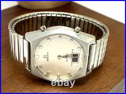 Zenith Mens Watch Vintage 1970s Swiss Quartz 504GL Silver Steel FOR REPAIR PARTS