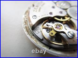 Zenith cal. 2552C Swiss manual wind watch movement & dial runs needs repair